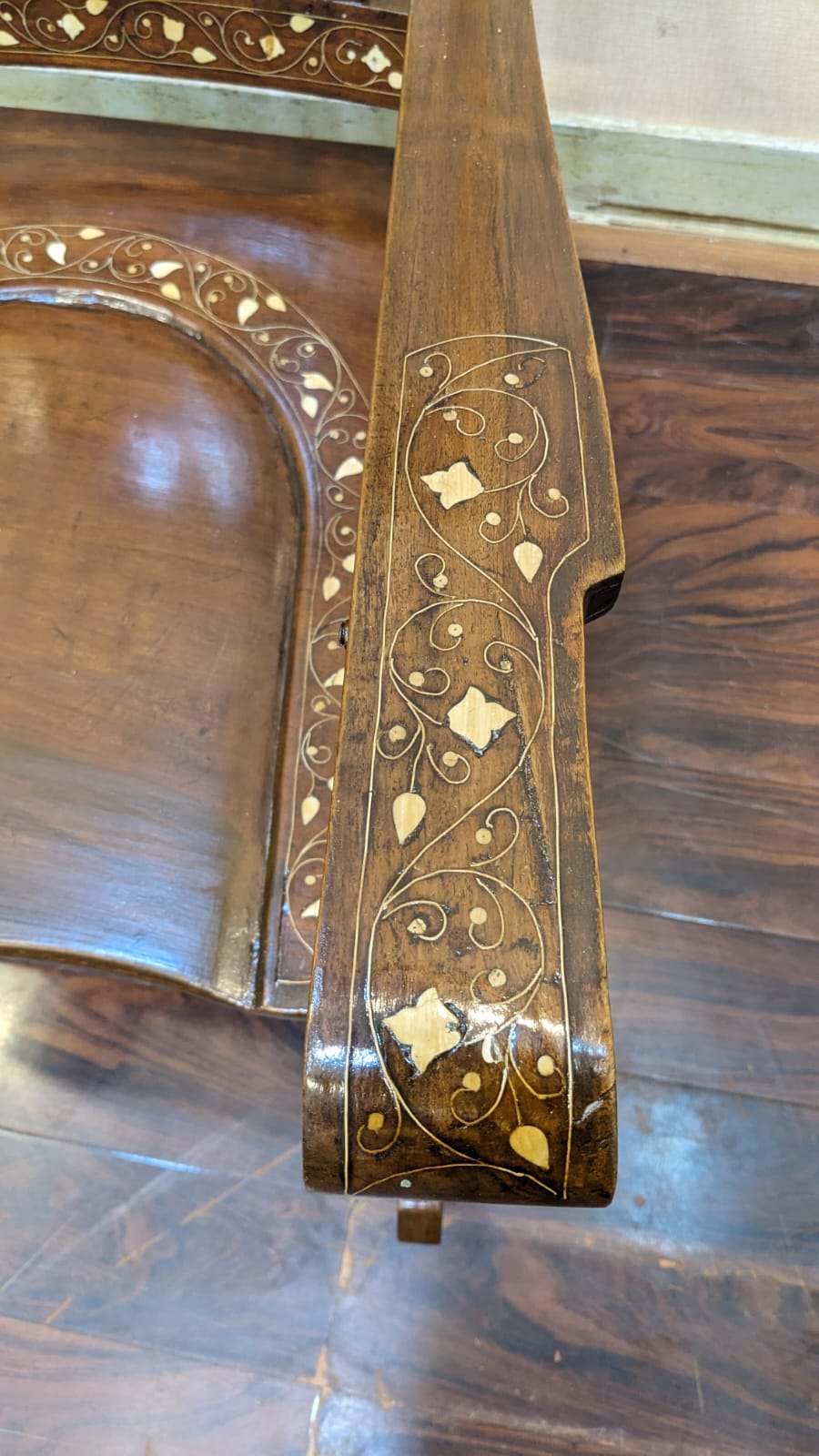 Solid Sheesham Wood Rocking Chair