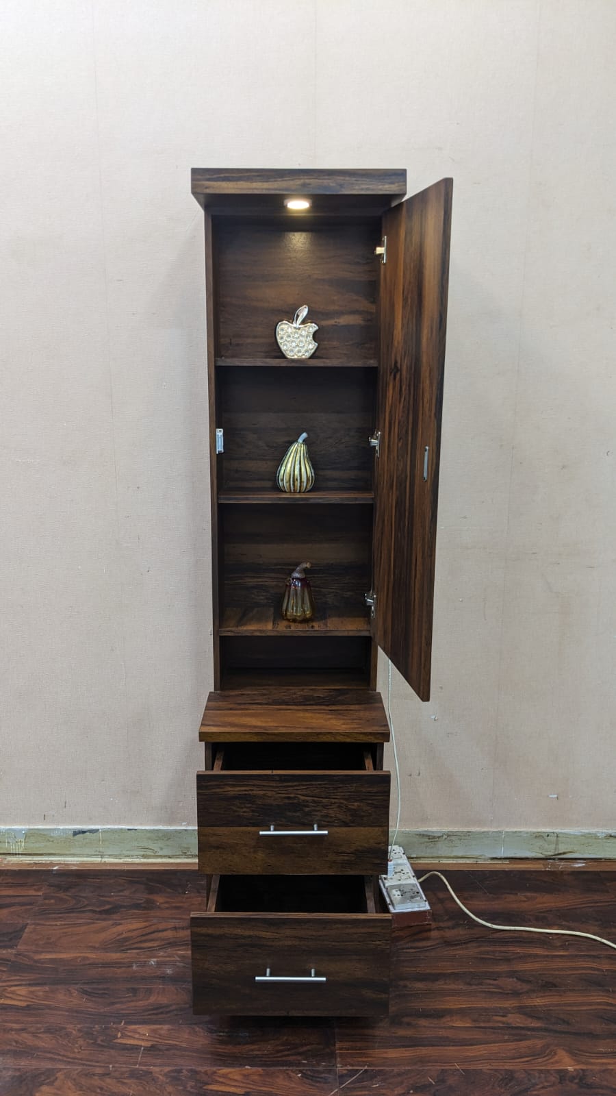DivineCrafts New Dressing Table