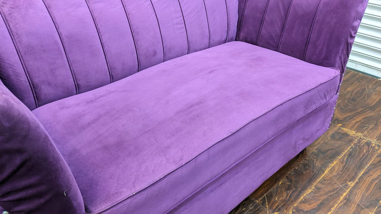 5 Seater Sofa Set with Center Table