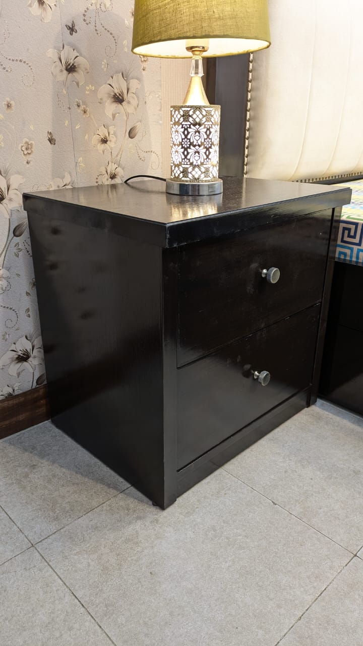 King Size Bed With Storage Drawers and 2 Side Tables