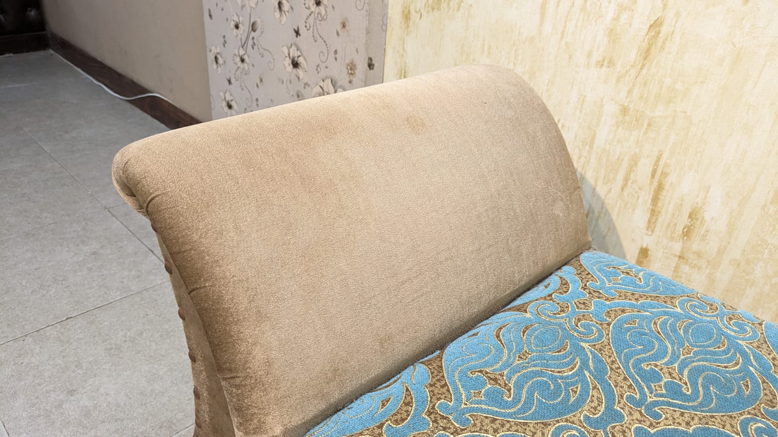 2 Seater Seattee