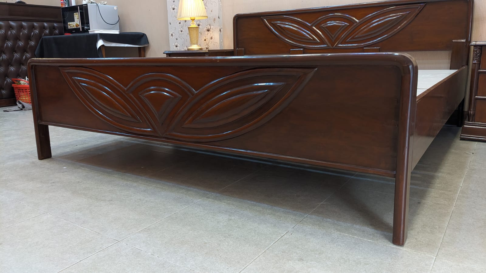 Double Bed with 2 Side Tables