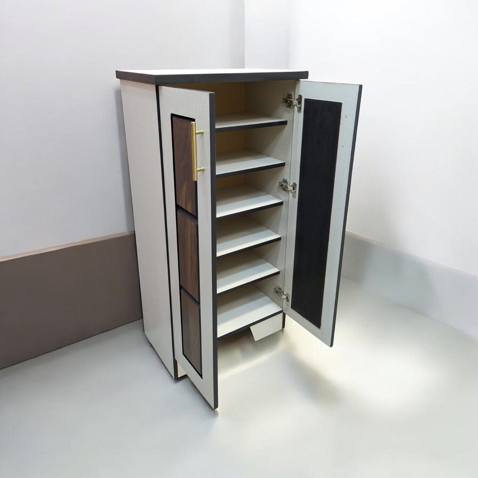 Brand New Shoe Rack