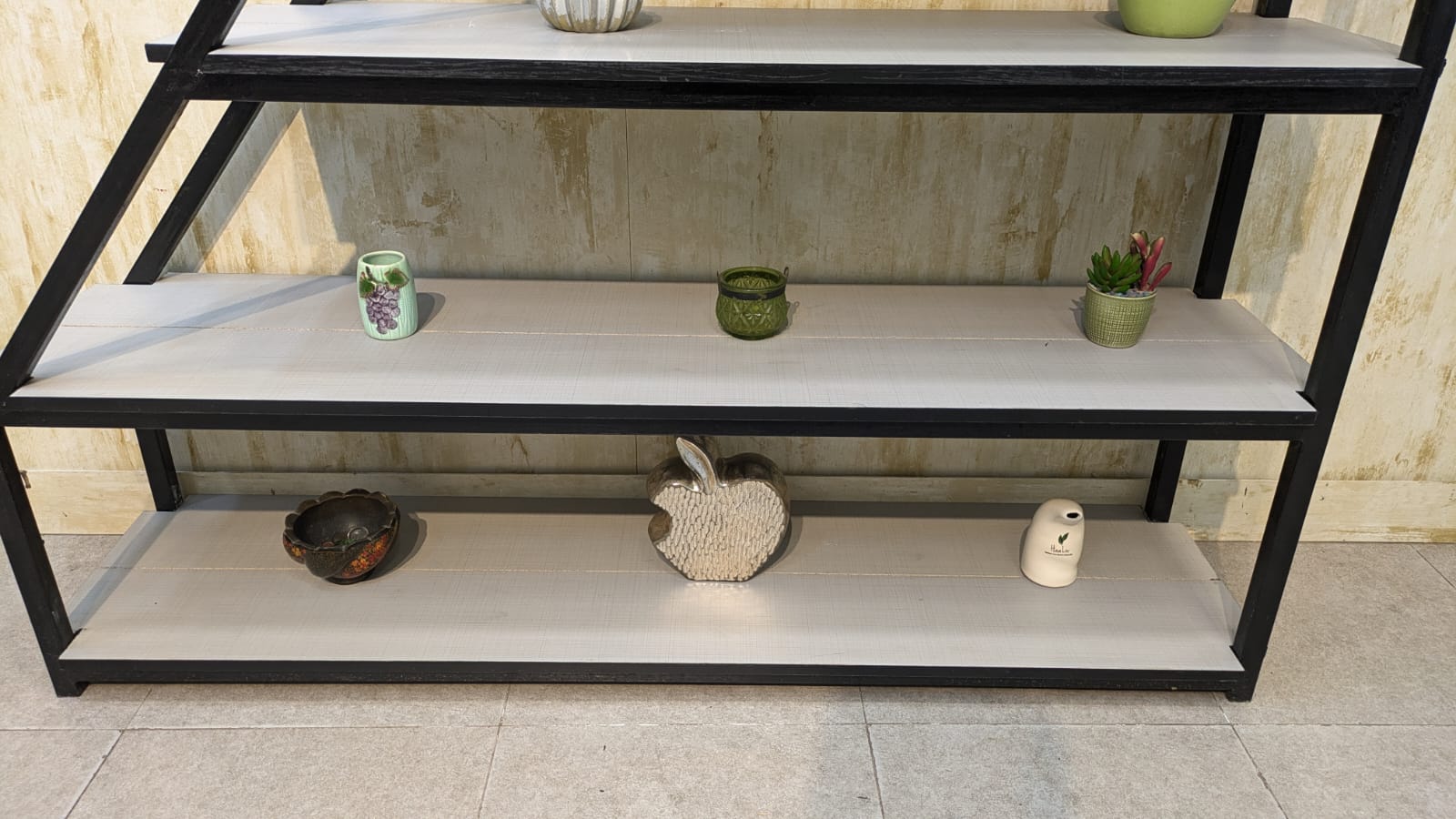 Display Shelf
