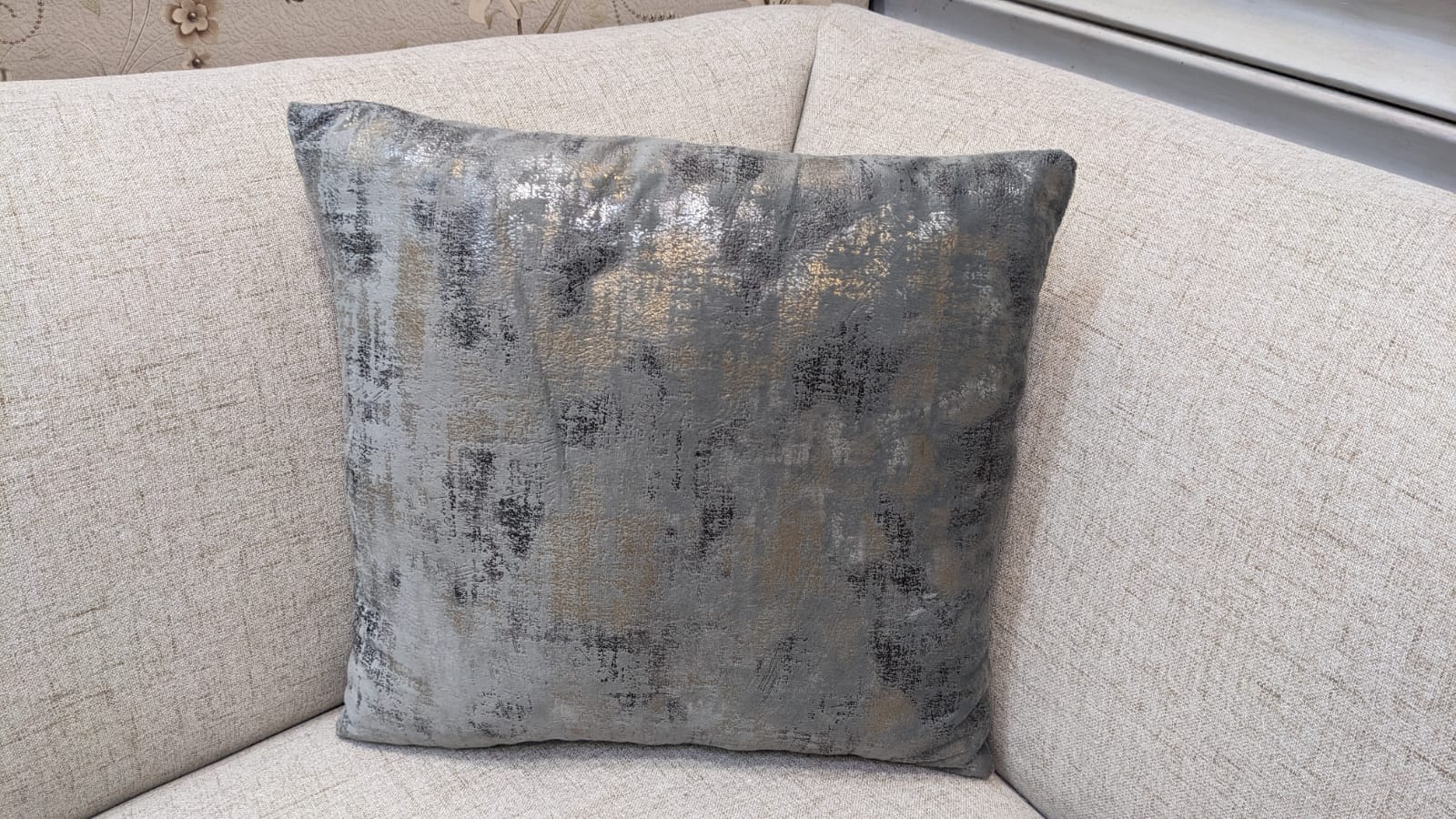 Modern Design 5 Seater L Shape Sofa Set with Center Table