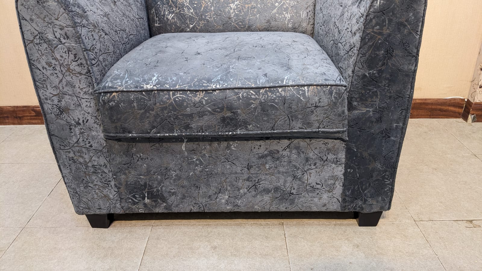 4 Seater Sofa Set
