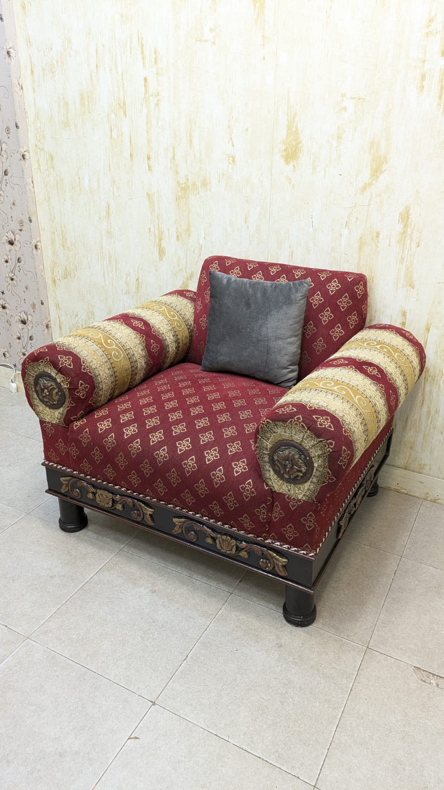 4 Seater Sofa Set