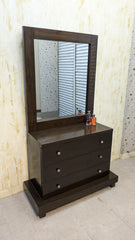 Dressing table