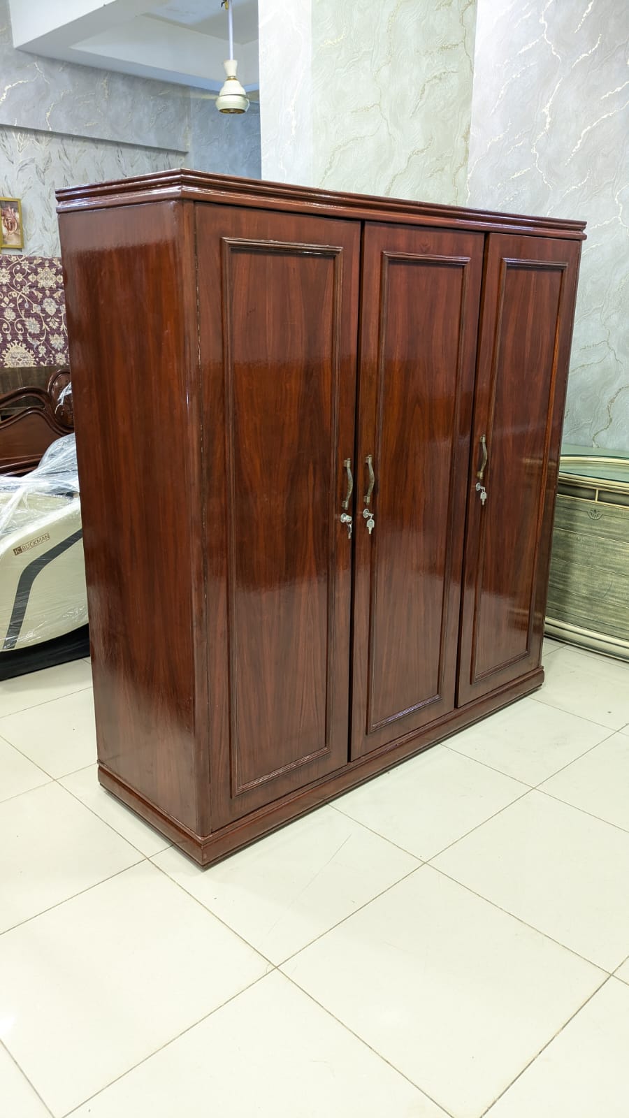 Sheesham Wood 3-Door Almirah