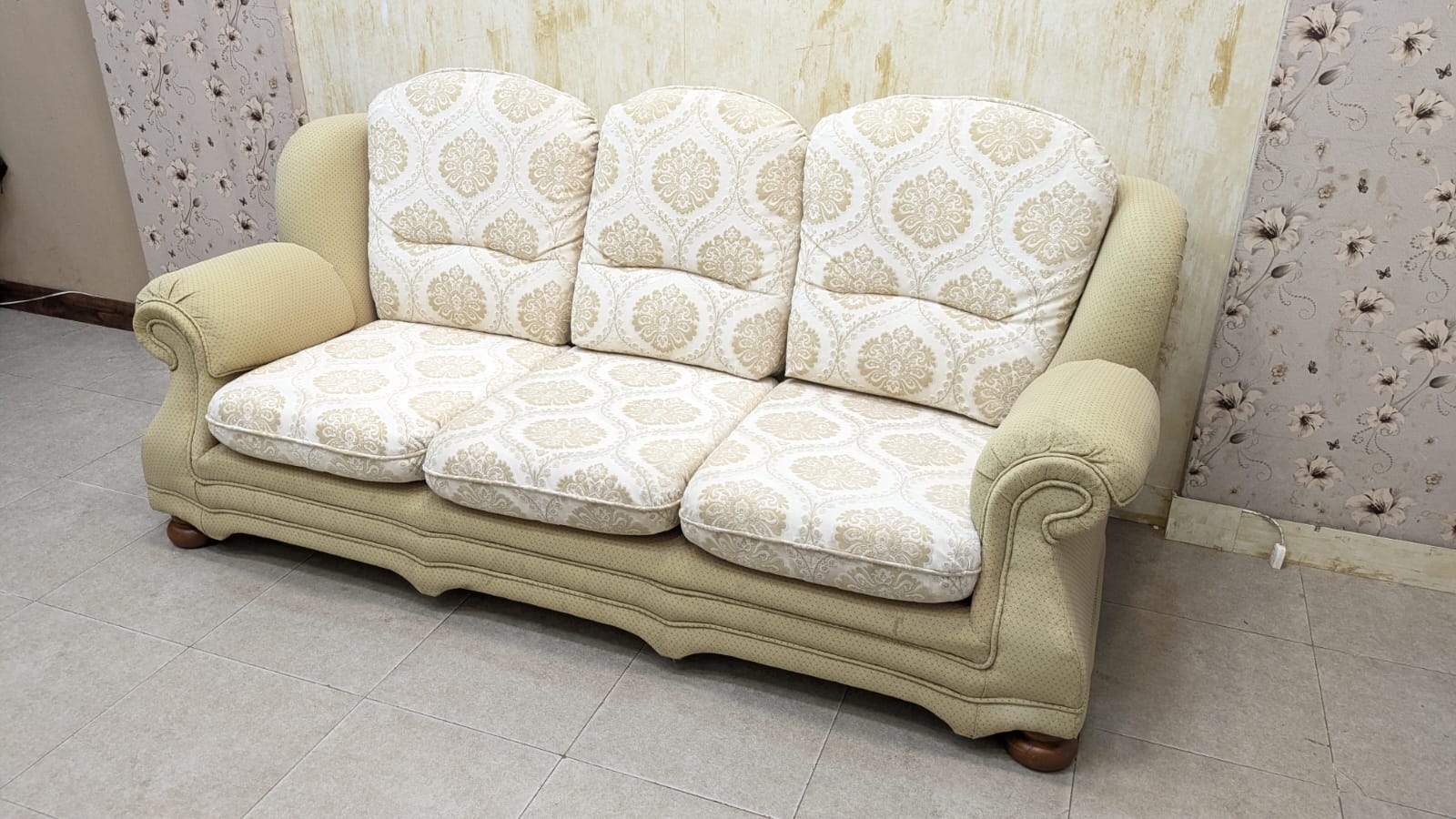 Imported Poland 5 Seater Sofa Set