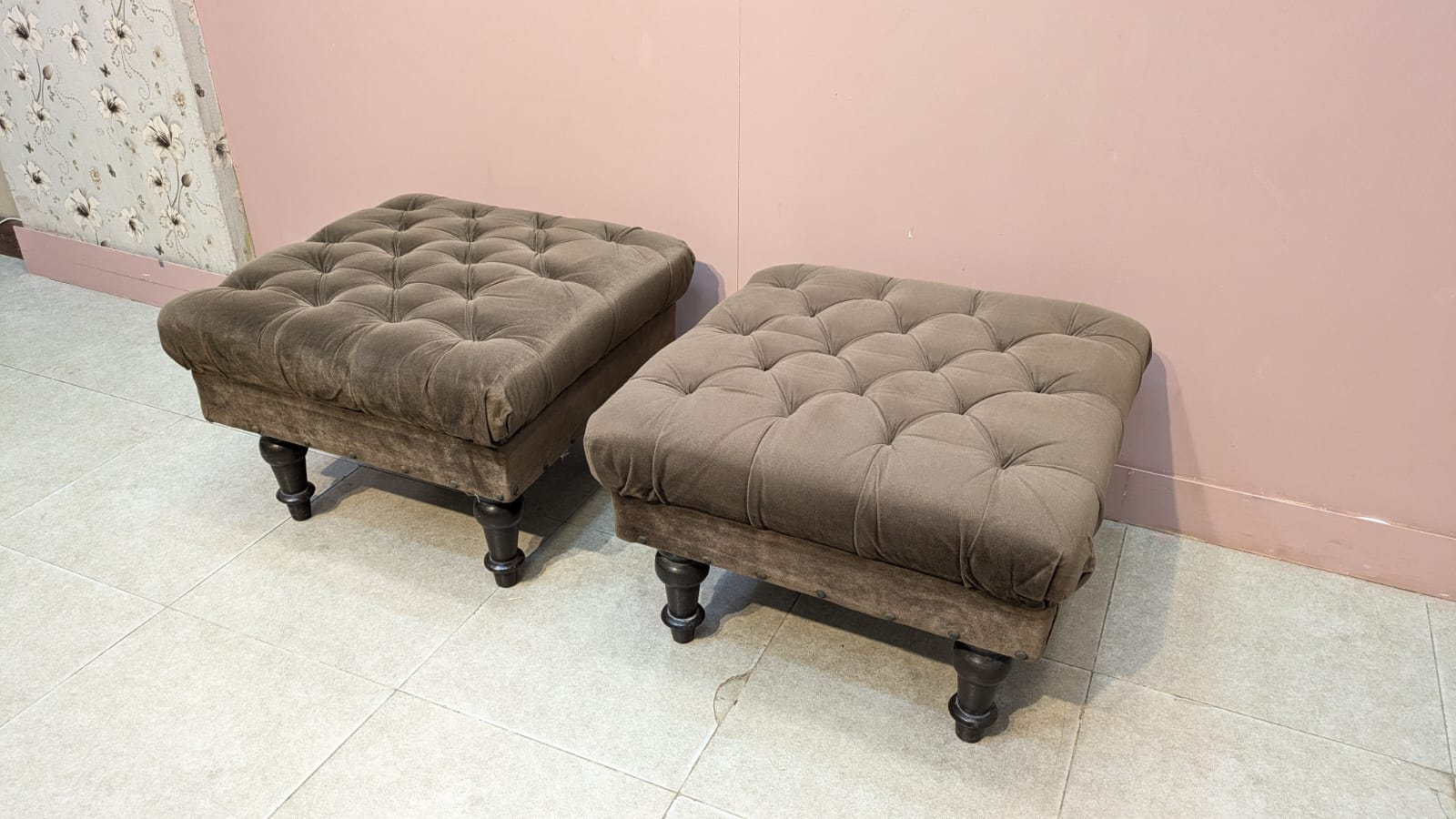 Pair of ottoman