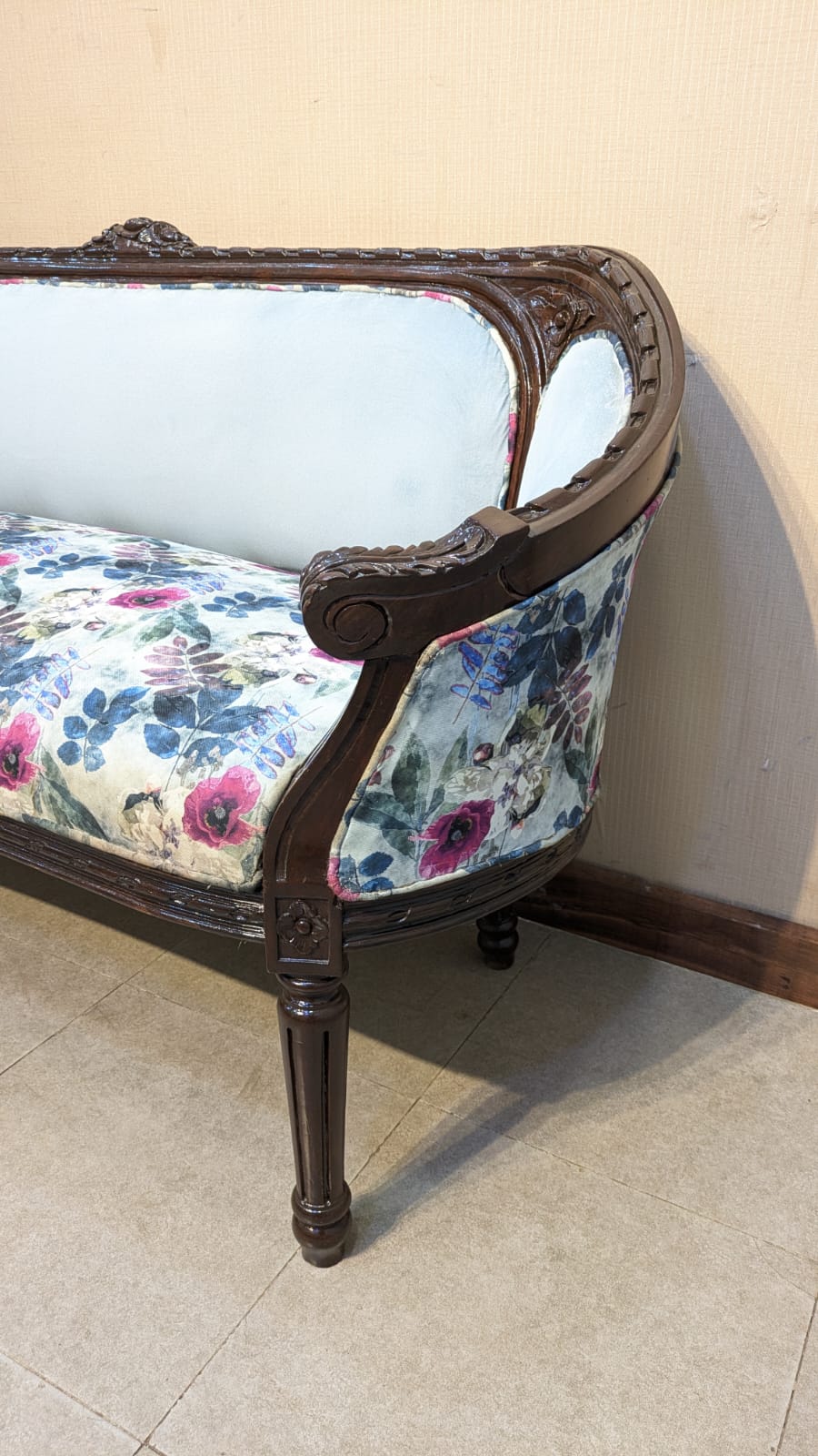 Solid Sheesham Wood 4 Seater Sofa Set