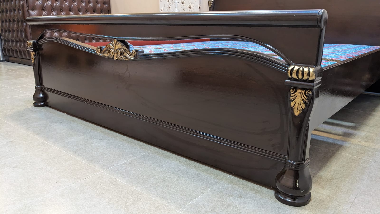 King Size Bed with 2 Side Tables