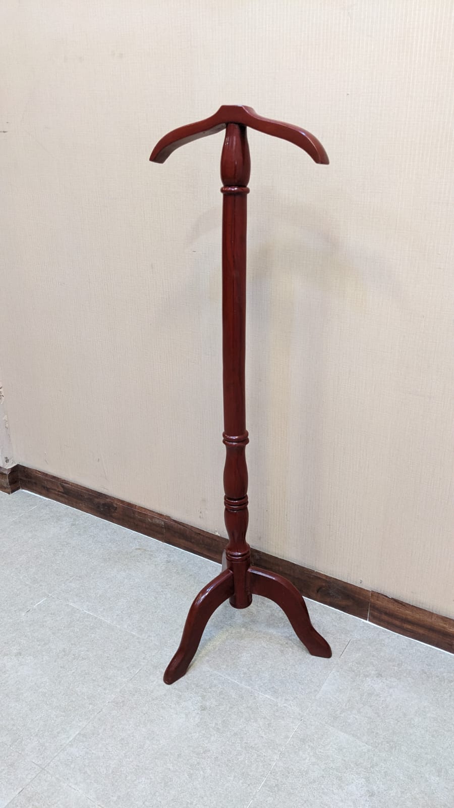 Solid Sheesham Wood Coat Hanger