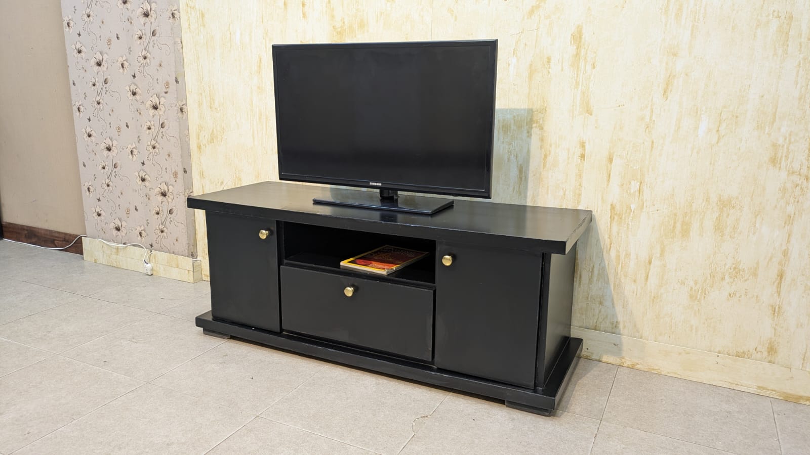 Led Tv Unit