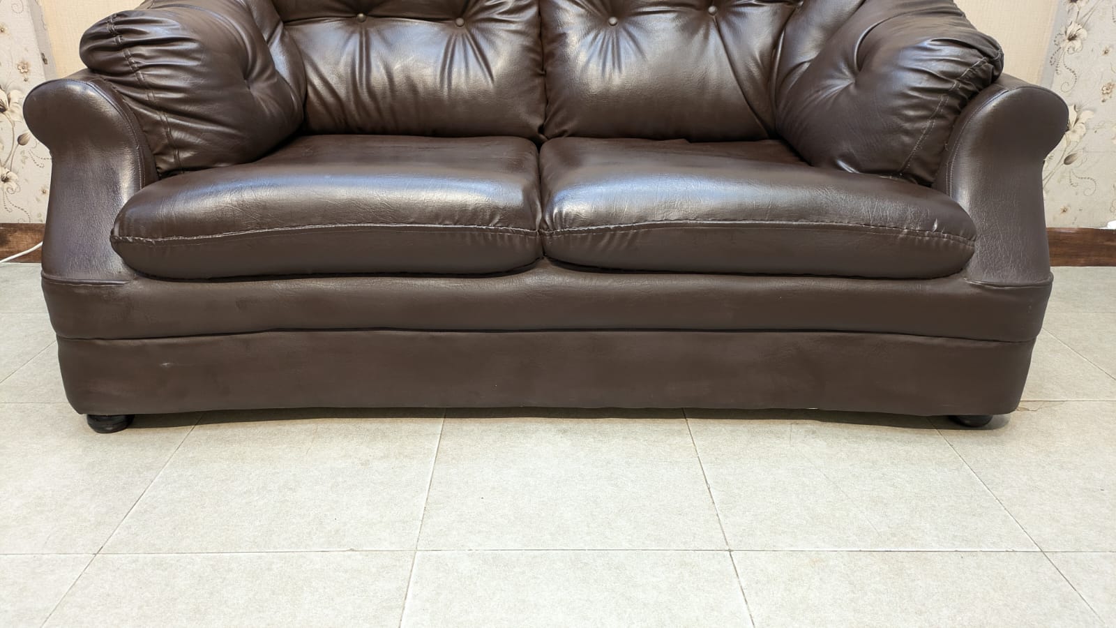 Comfortable 2 Seater Sofa