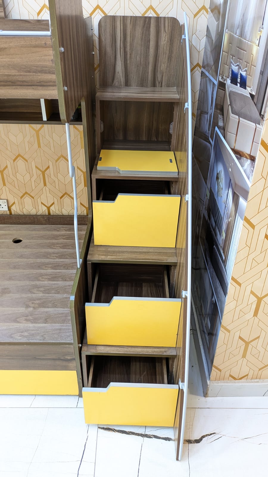 Interwood Wilson Triple Bunk Bed