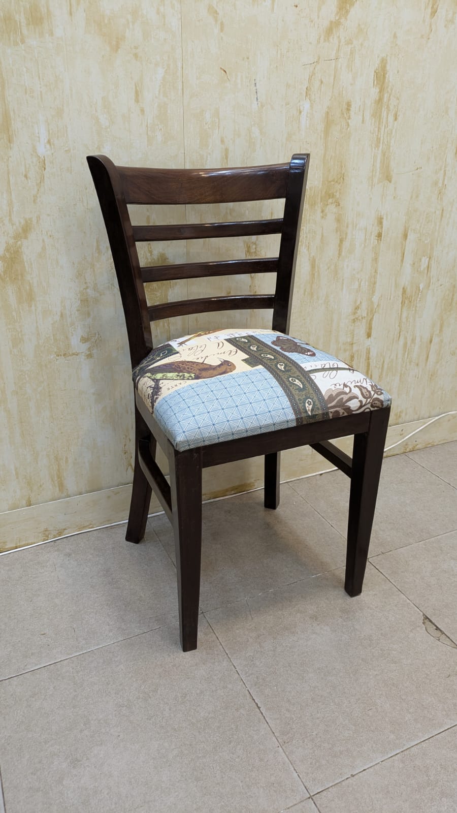 Single Chair
