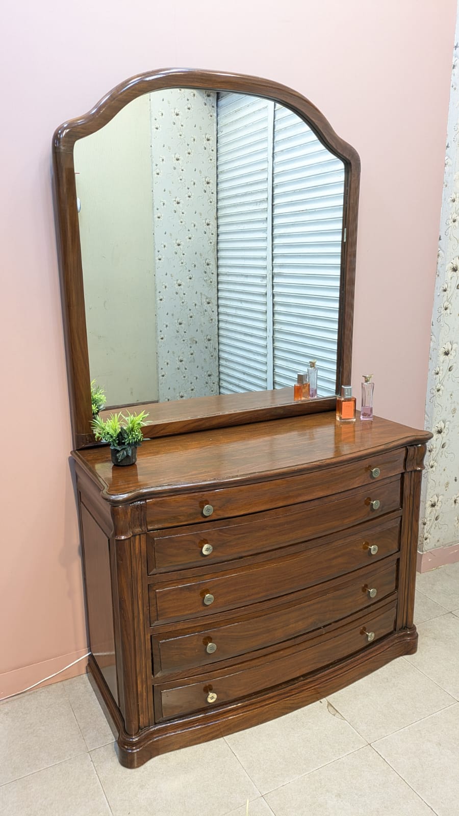 Beautiful Sheesham Wood King Size Bed Set