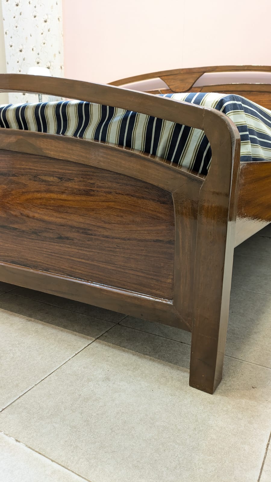 Beautiful Sheesham Wood King Size Bed Set