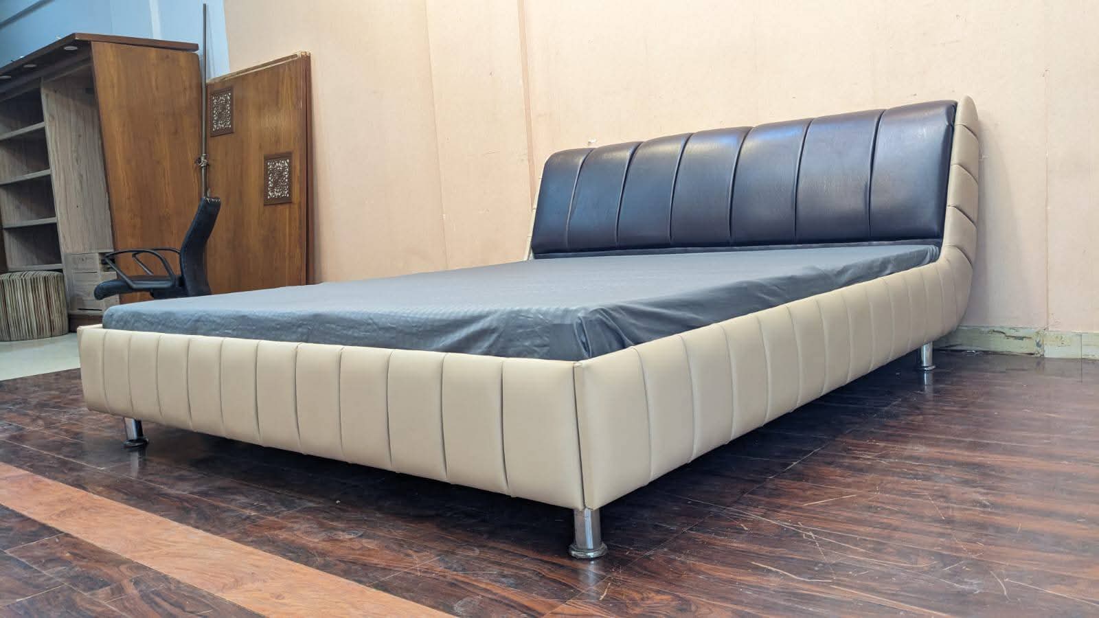 🔥Imported🔥Fully Cushioned King Size Bed