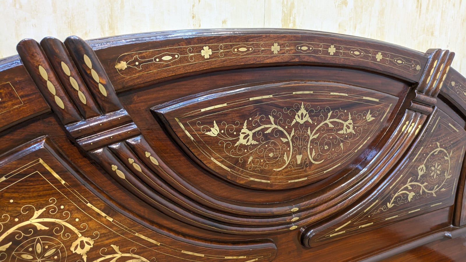 Solid Sheesham Wood Queen Size
