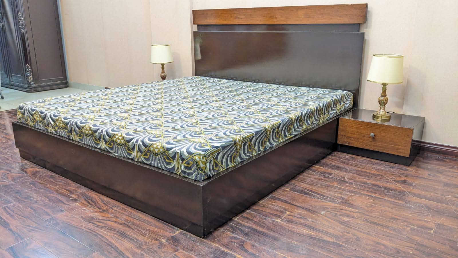 King Size Bed with 2 Side Tables and Dressing Table