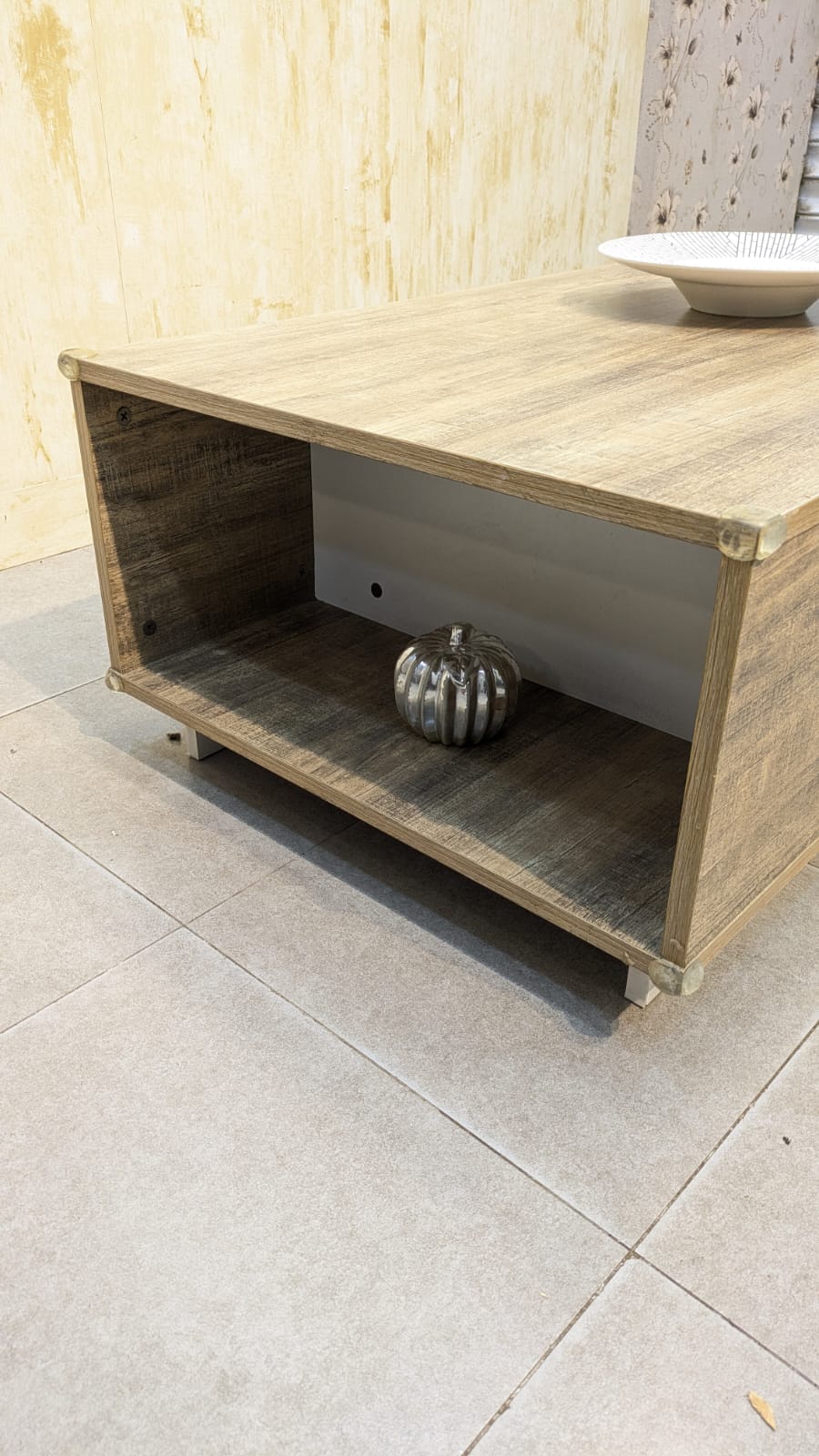 ̶HABIT Osborne COFFEE TABLE – STYLE