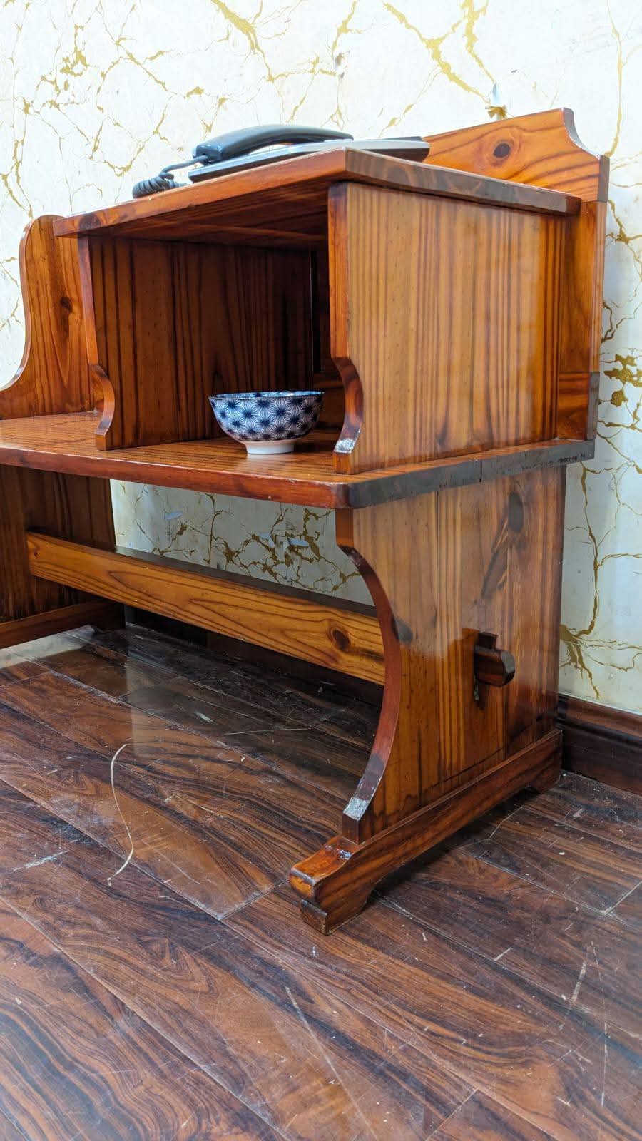 Pure Wooden Telephone Seattee