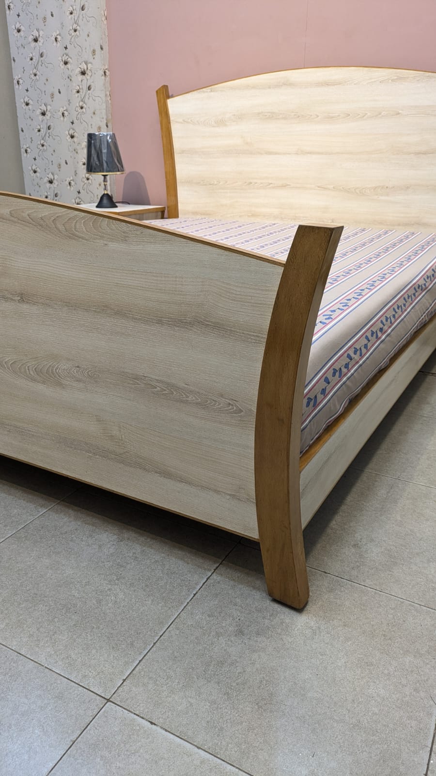 Queen Size Bed Set