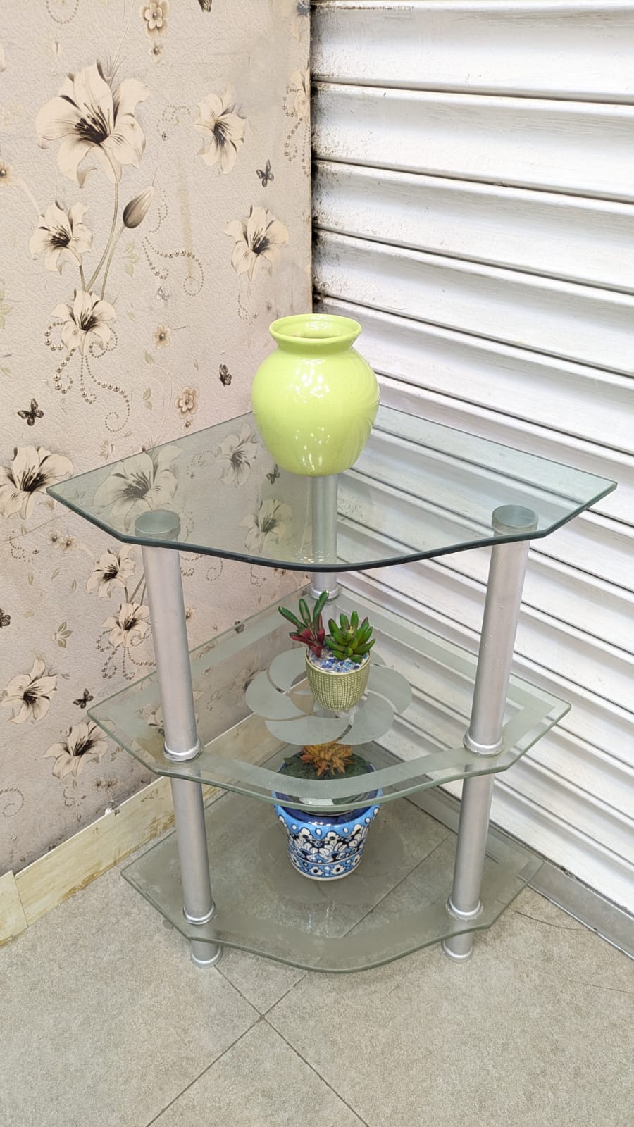 3 Tiers Corner Table