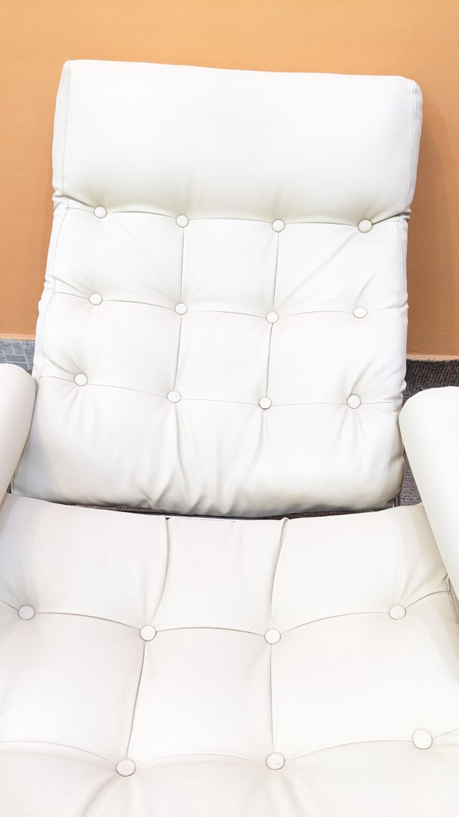 ✨ Imported Vintage ✨ Reclining Chair with Footrest