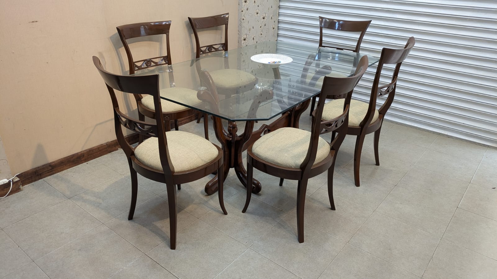 6 Seater Dining Table