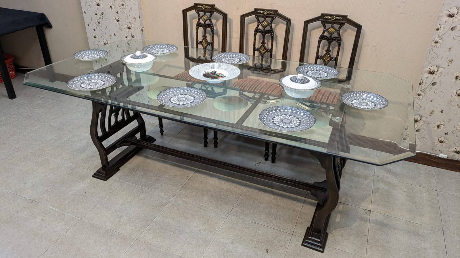 Solid Sheesham Wood 8 Seater Dining Table