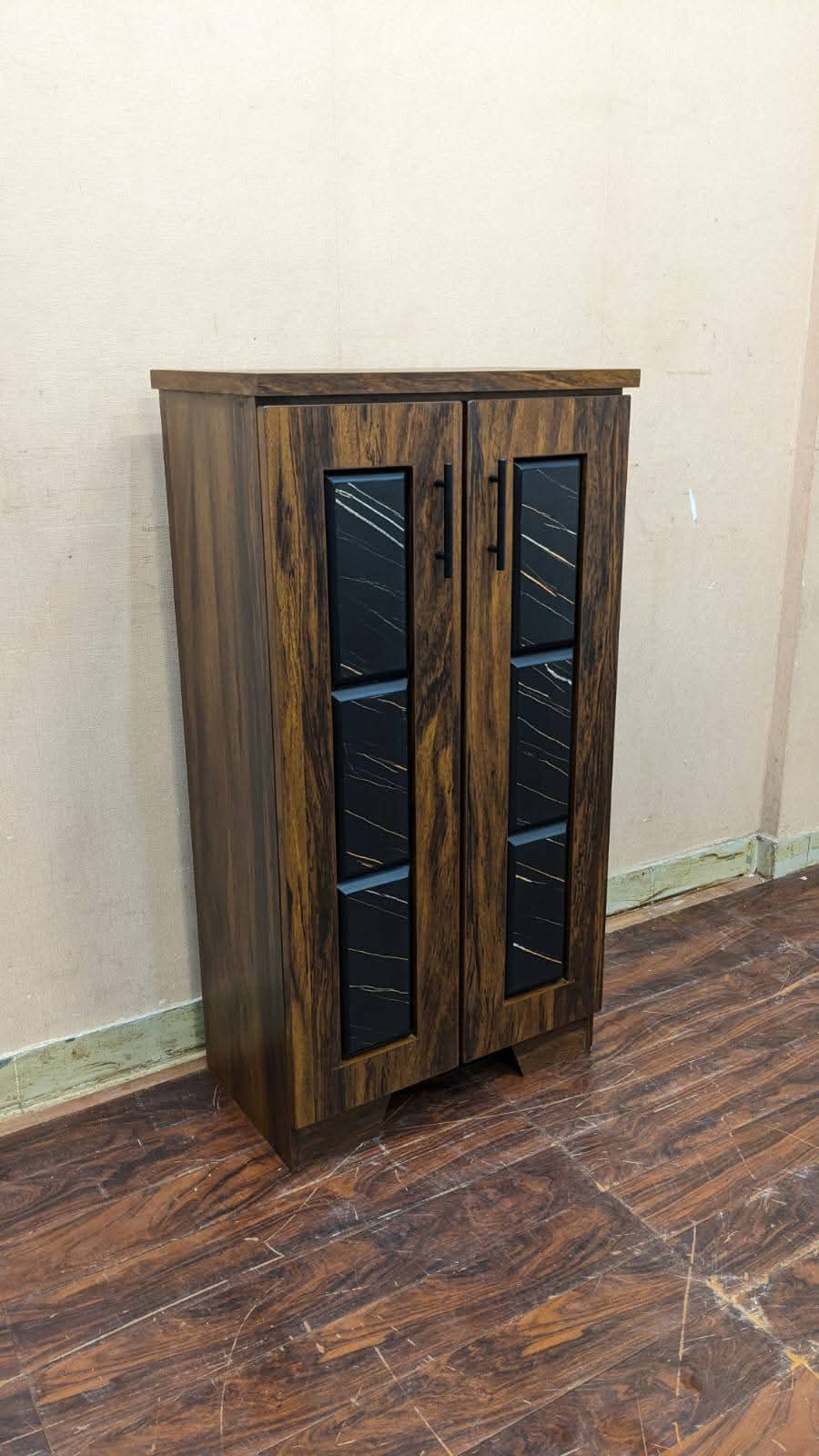 DivineCrafts Brand New Shoe Rack