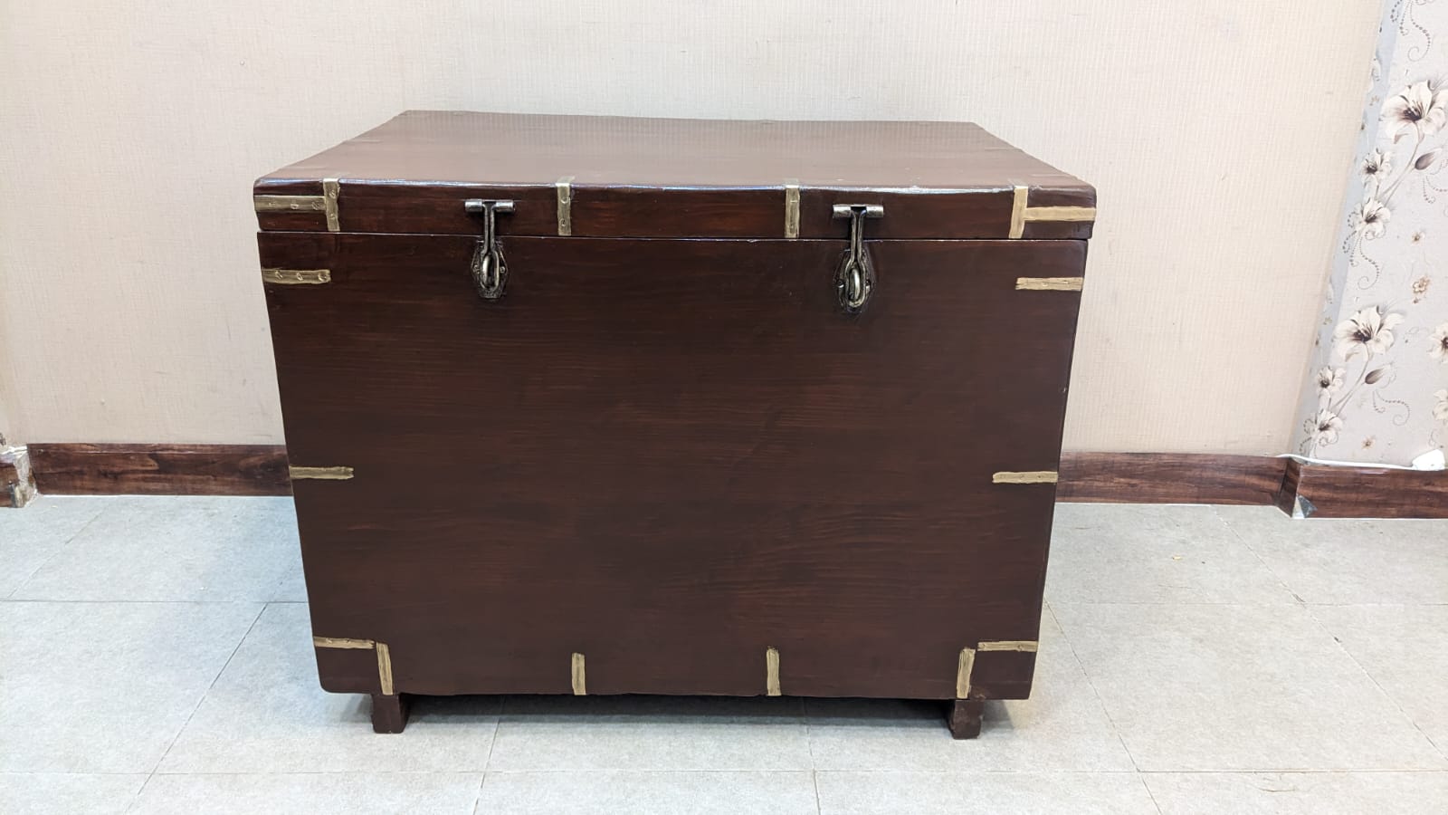 Antique Koffer Chest Box