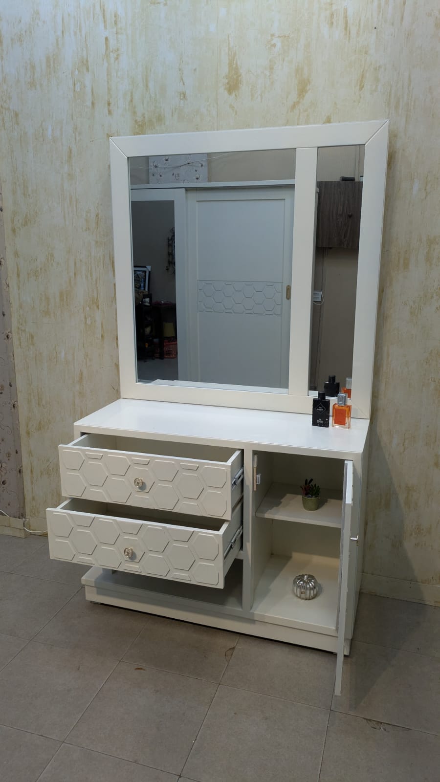 King Size Bed Room Set