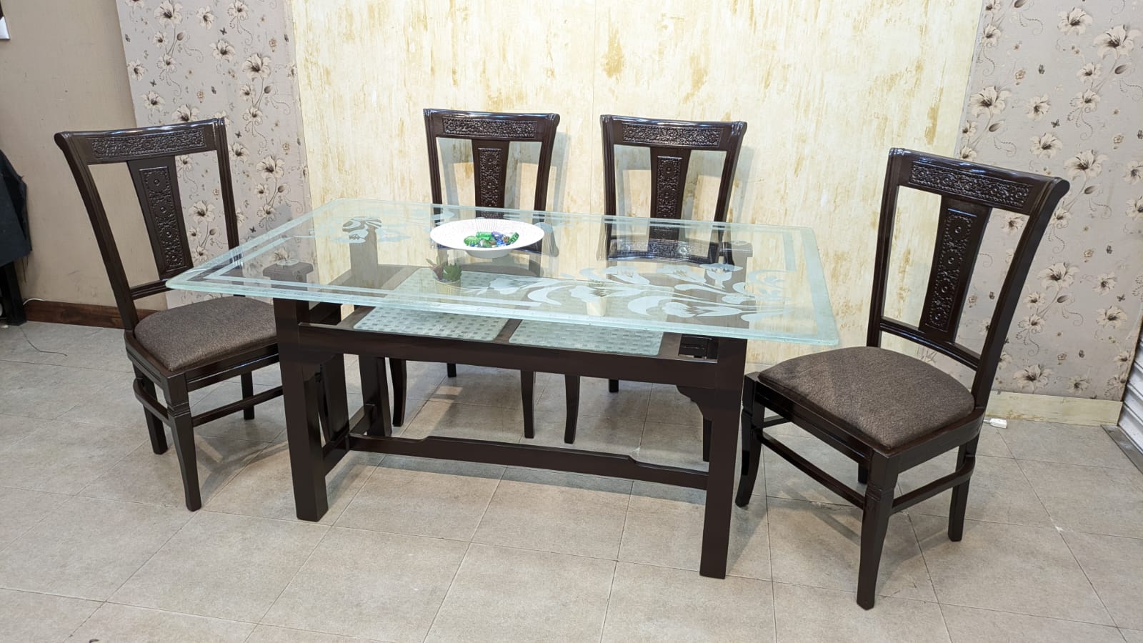 6 Seater Dining Table