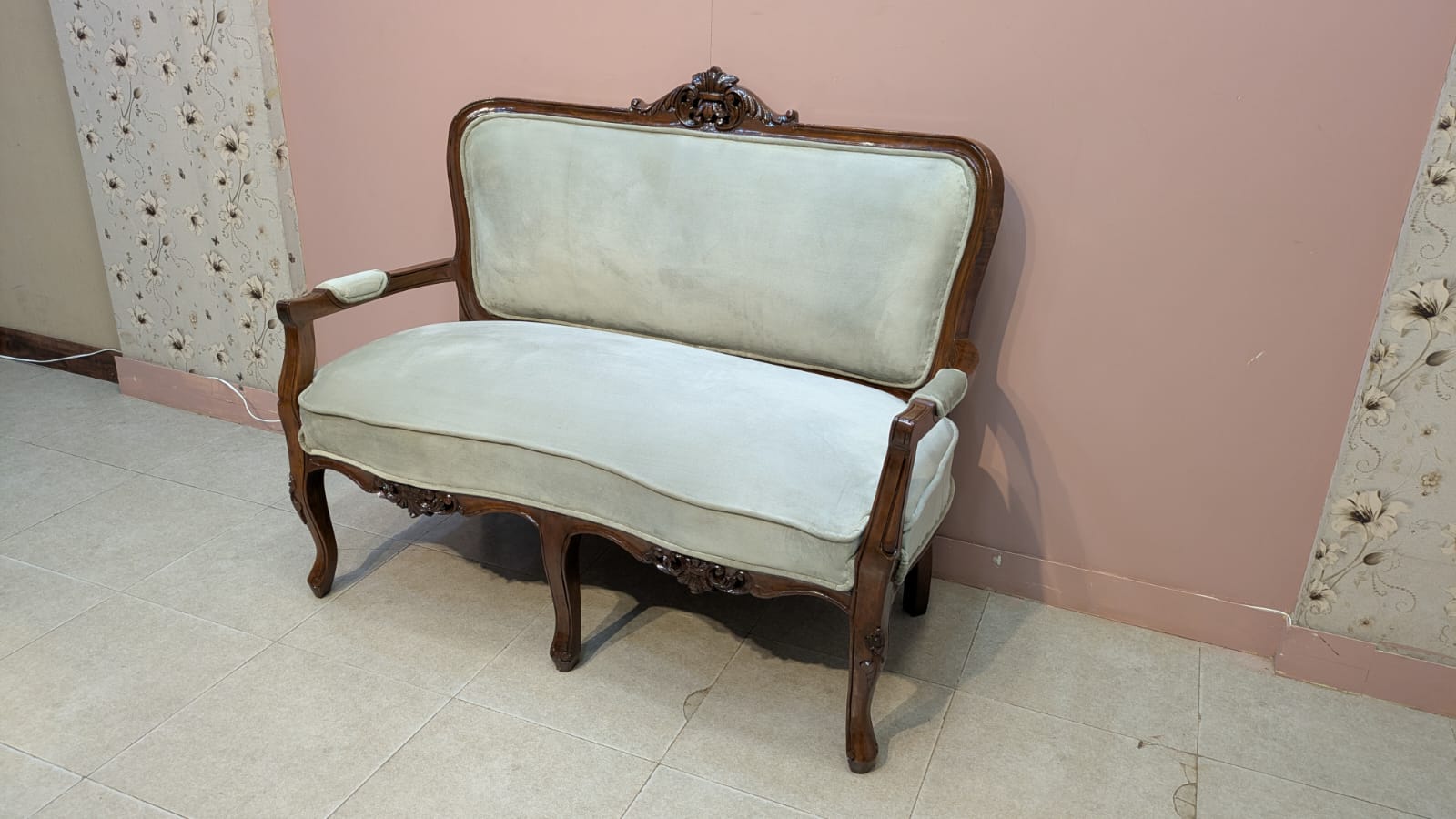 Solid Sheesham 4 Seater Sofa Set