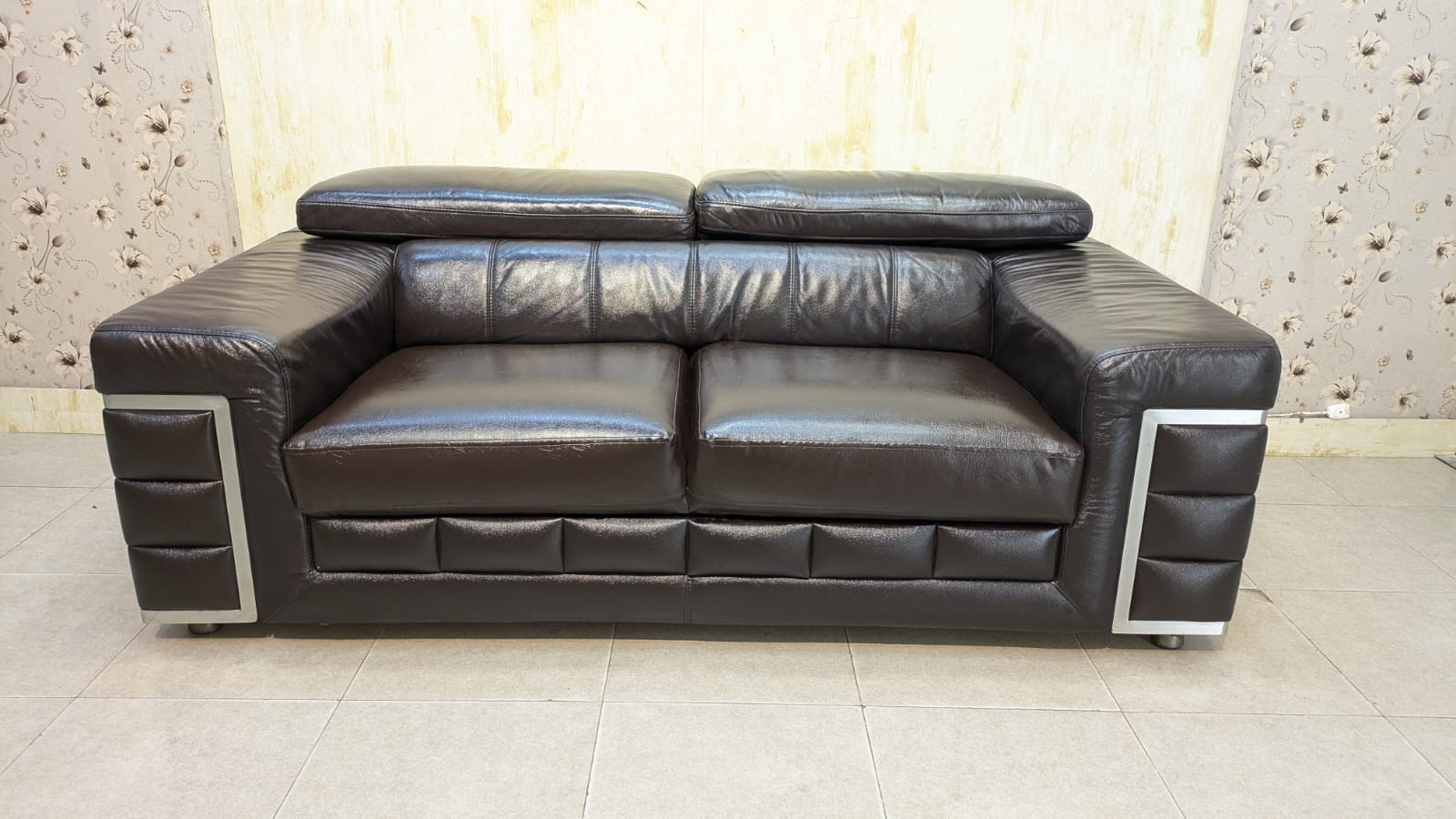 Pantak 2 Seater sofa
