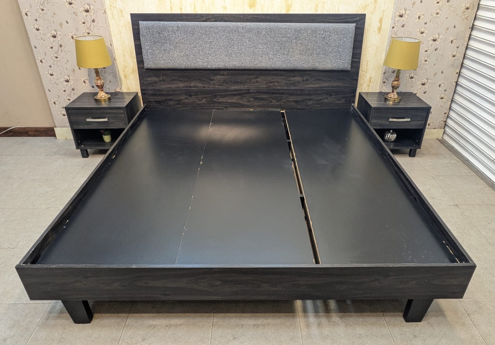 Habitt Carter King Size Bed With 2 Side Tables and Dressing Table