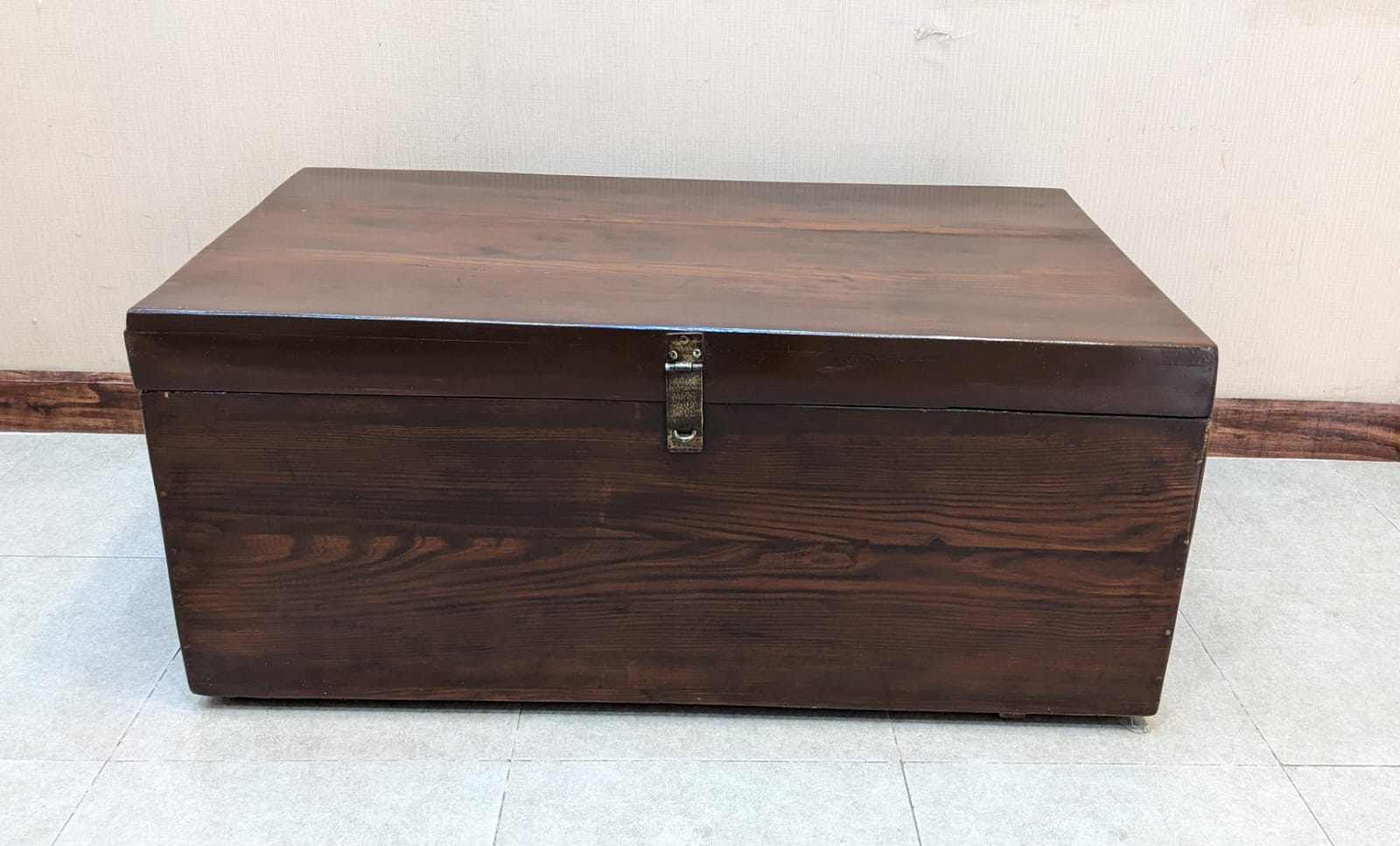 Antique Koffer Chest