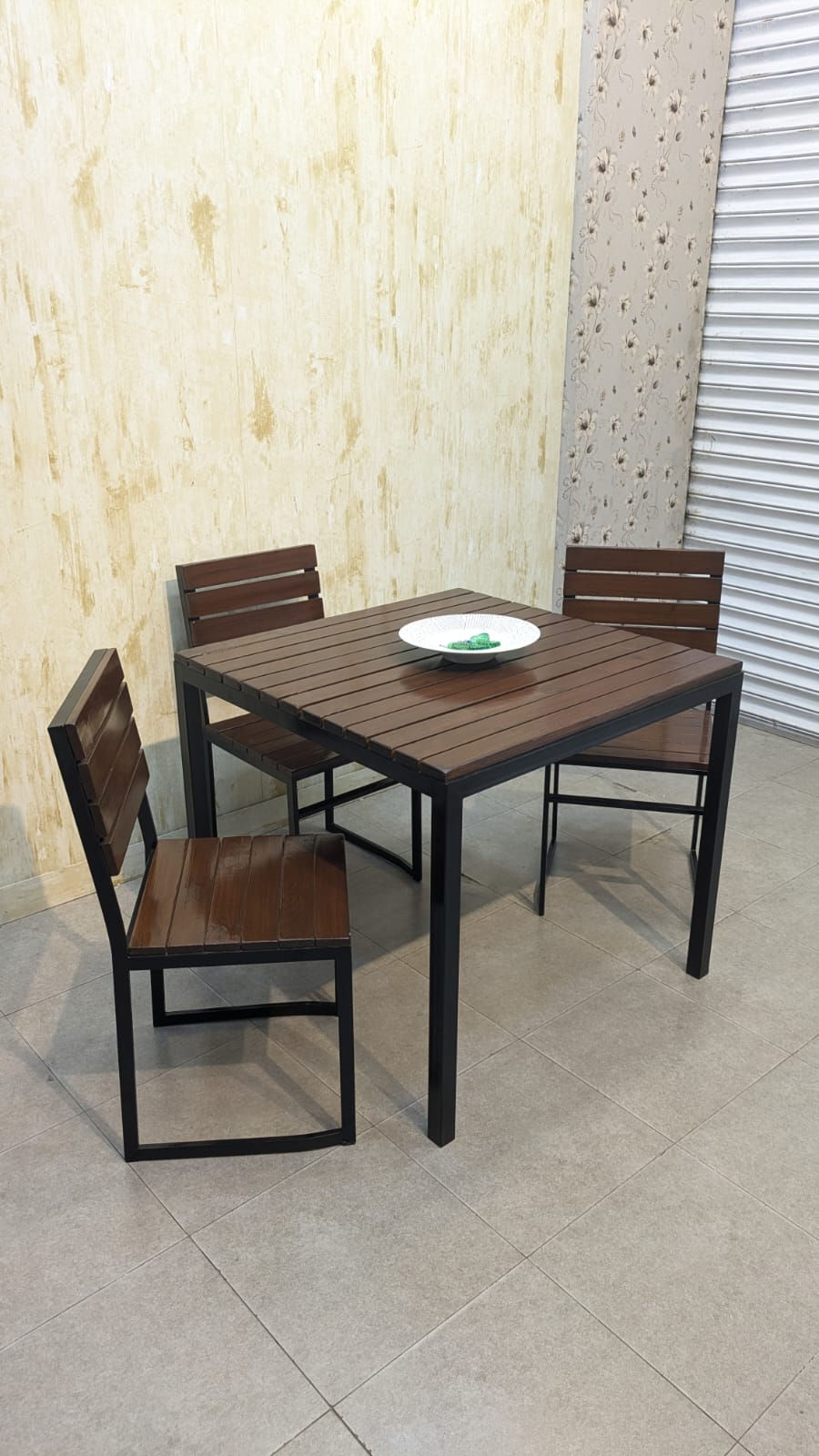 4 Seater Dining Table