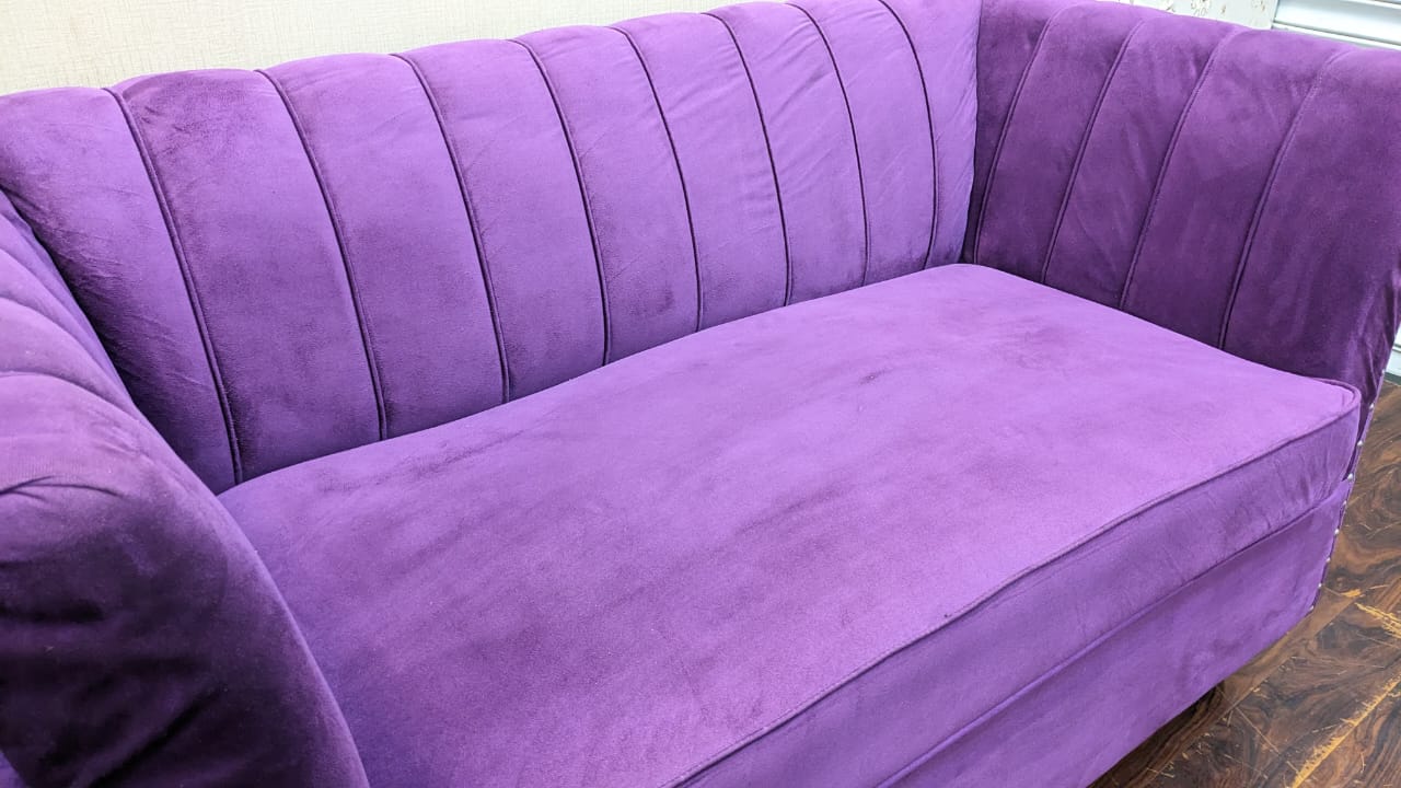 5 Seater Sofa Set with Center Table