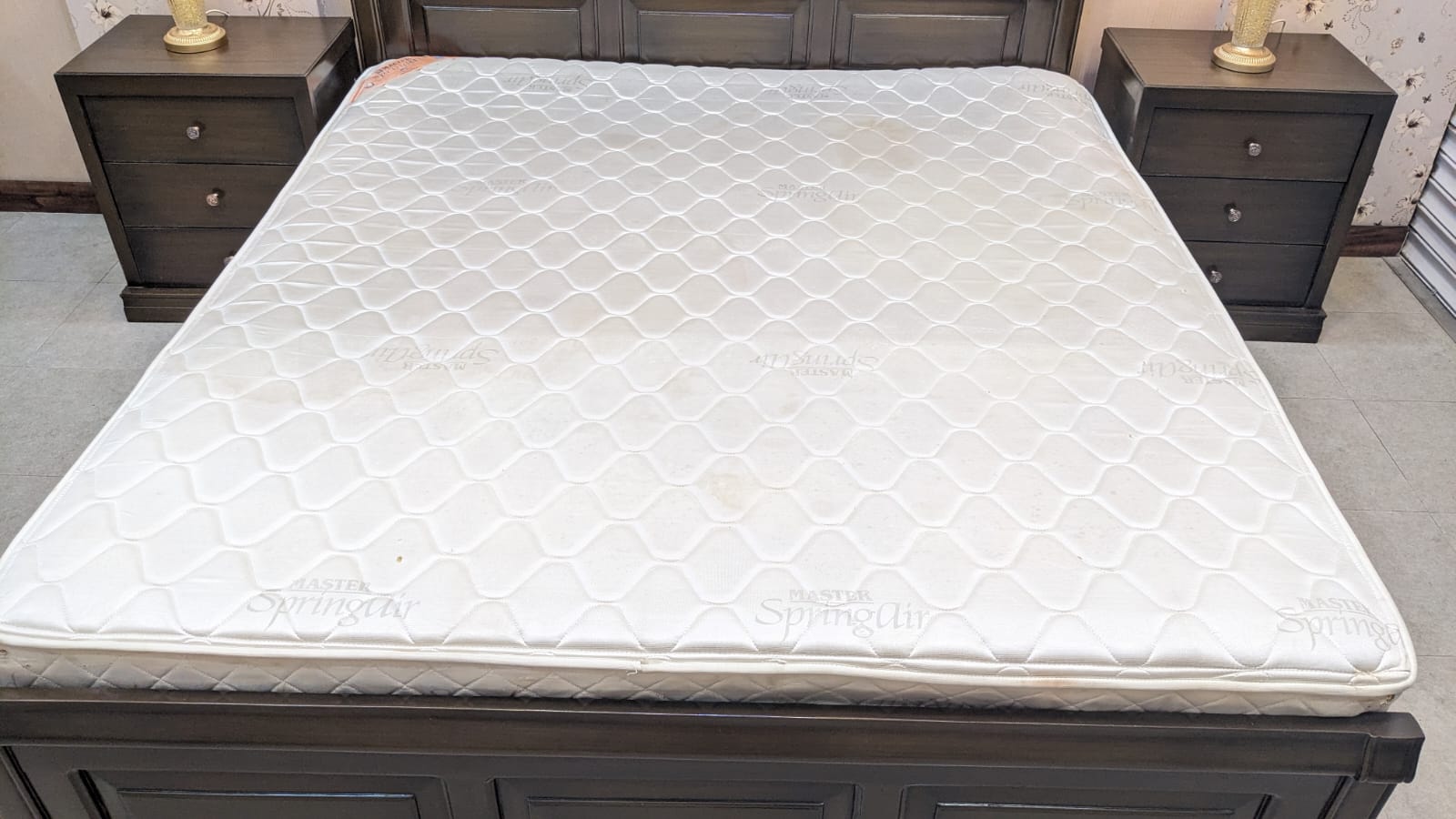 King Size Bed With Mattress, 2 Side Tables