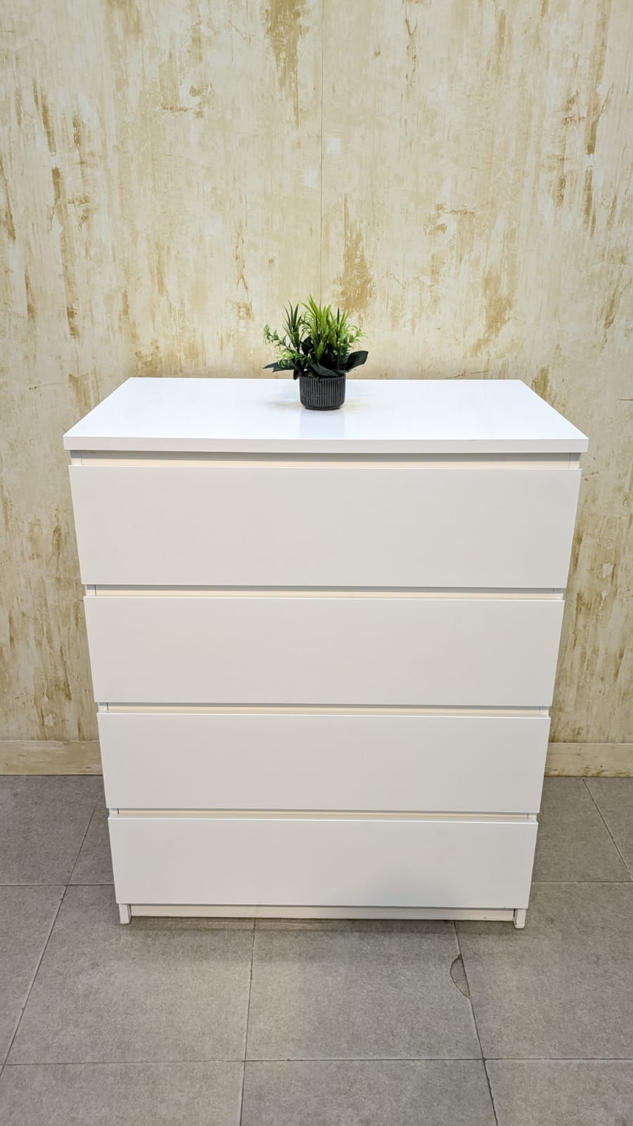 Imported Chest Of Drawers