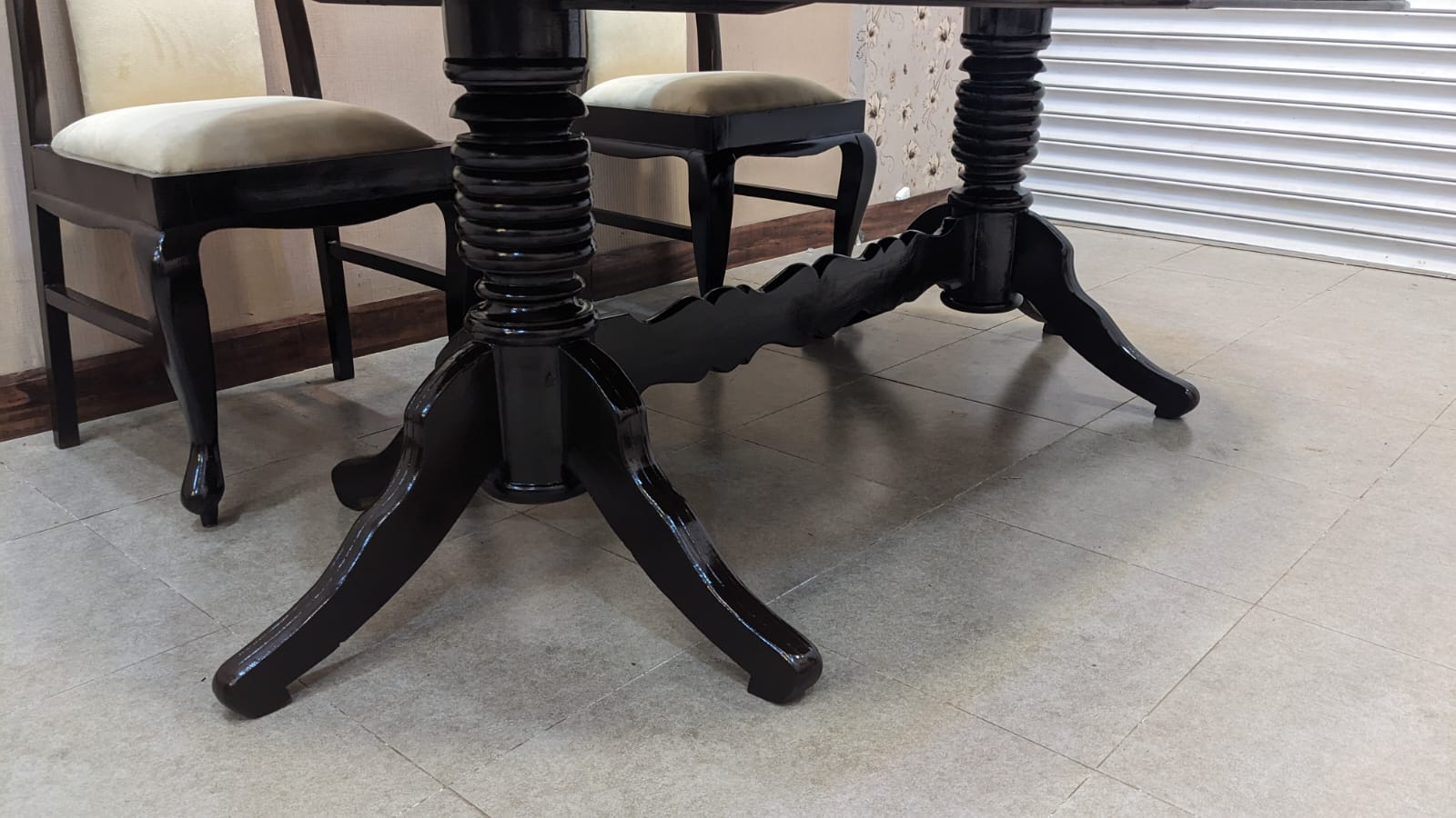 Sheesham Wood 6 Seater Dining Table