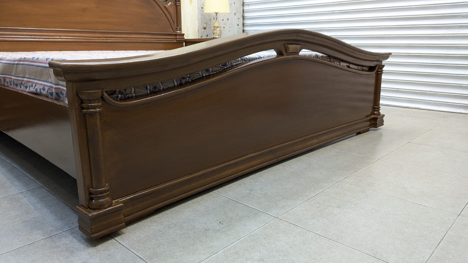 King Size Bed with 2 Side Tables