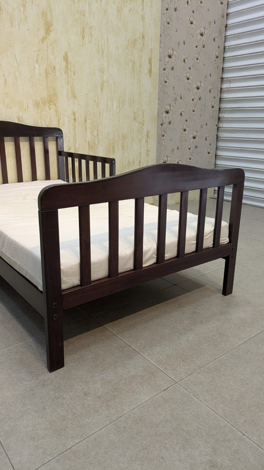 Toddler kid bed
