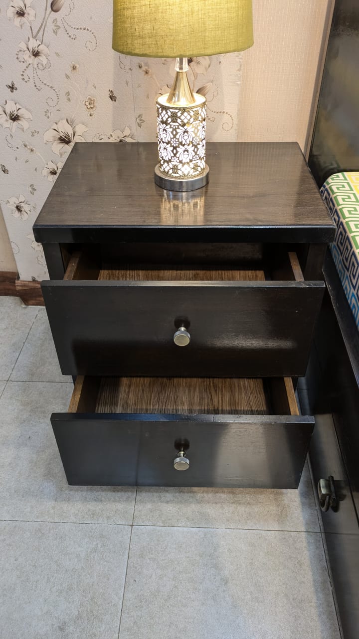 King Size Bed With Storage Drawers and 2 Side Tables